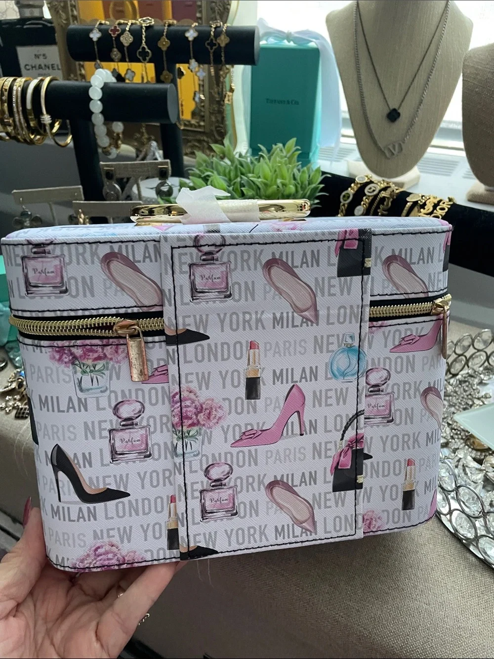 W✨💕City Chic Printed Vanity Case💕✨NEW